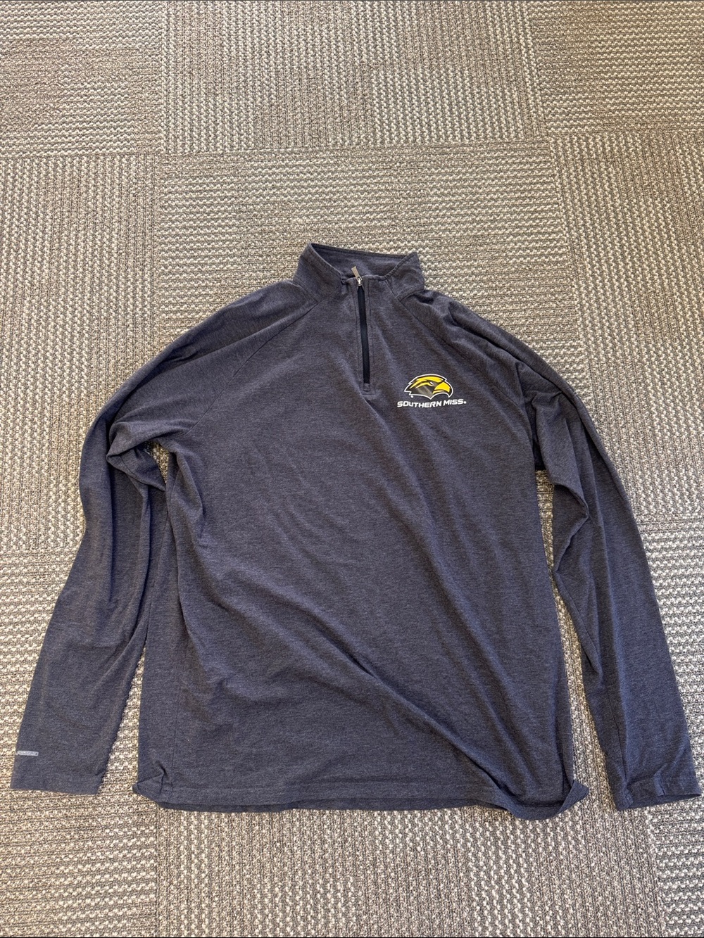 Under Armour Southern Miss Golden Eagles Charcoal Grey Quarter Zip Pullover XL